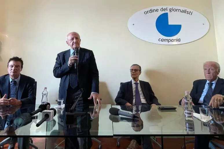 DE LUCA REGIONE CAMPANIA ORDINE DEI GIORNALISTI ODG